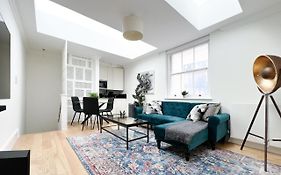 Museum St Central Soho Townhouse